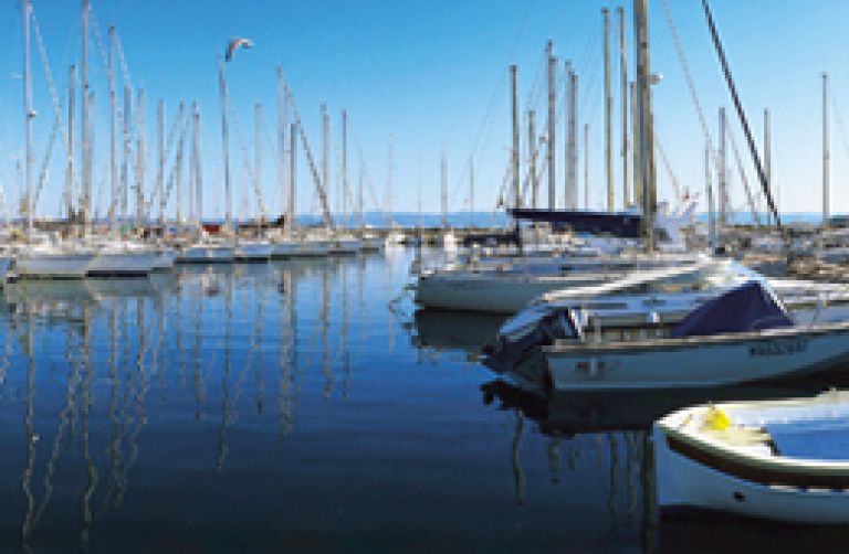 Domestic maritime hover image