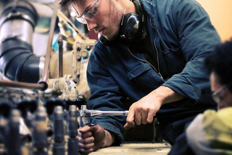 Marine electro-technology hover image